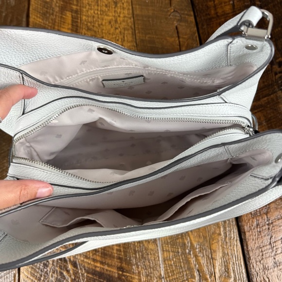 Kate Spade New York White Pebbled Leather Shoulder Bag Tote Purse - Picture 3 of 14